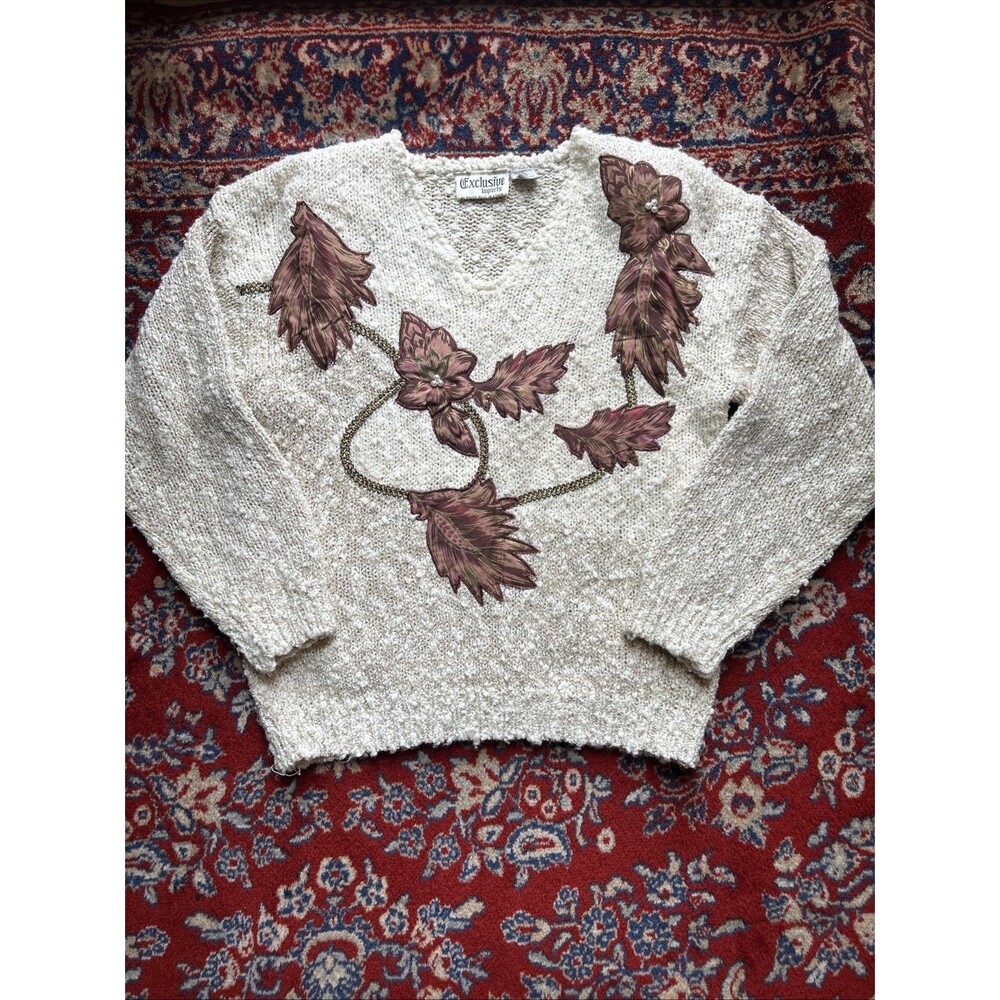 Vintage Exclusive Imports White Sweater Leaves Flowers Pearls Sz Sm Cottage Core